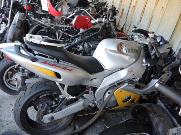 Yamaha YZF 600