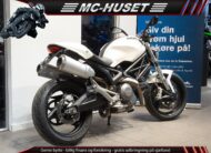 Ducati Monster 696