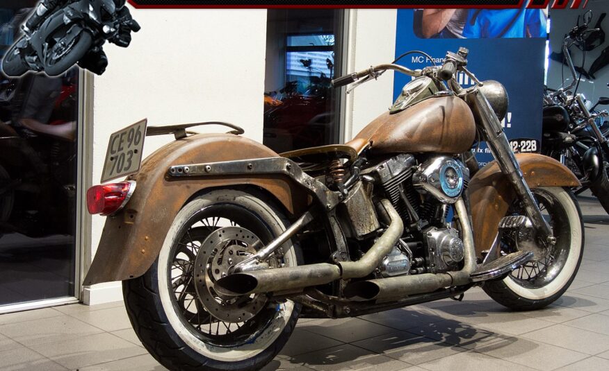 Harley-Davidson FLSTN Softail Deluxe