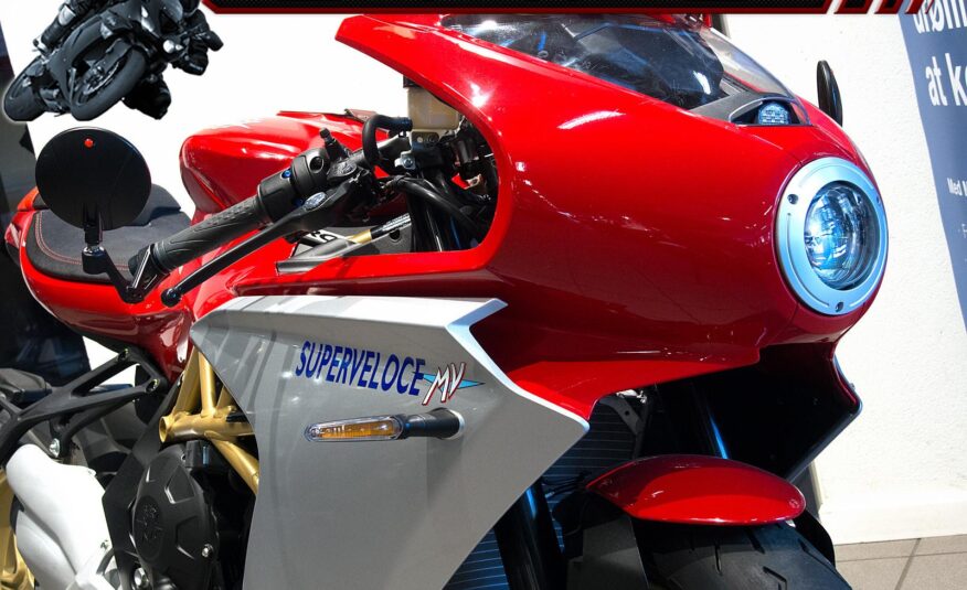 MV Agusta Superveloce 800