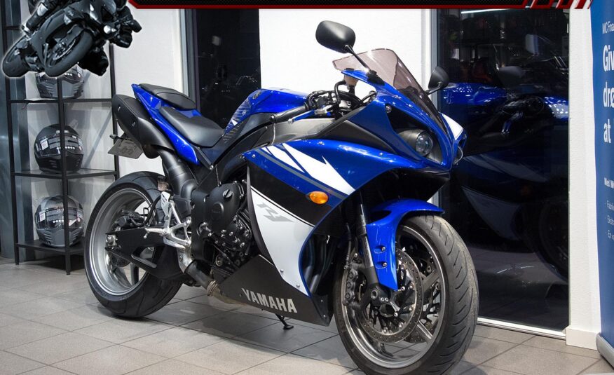 Yamaha YZF R1