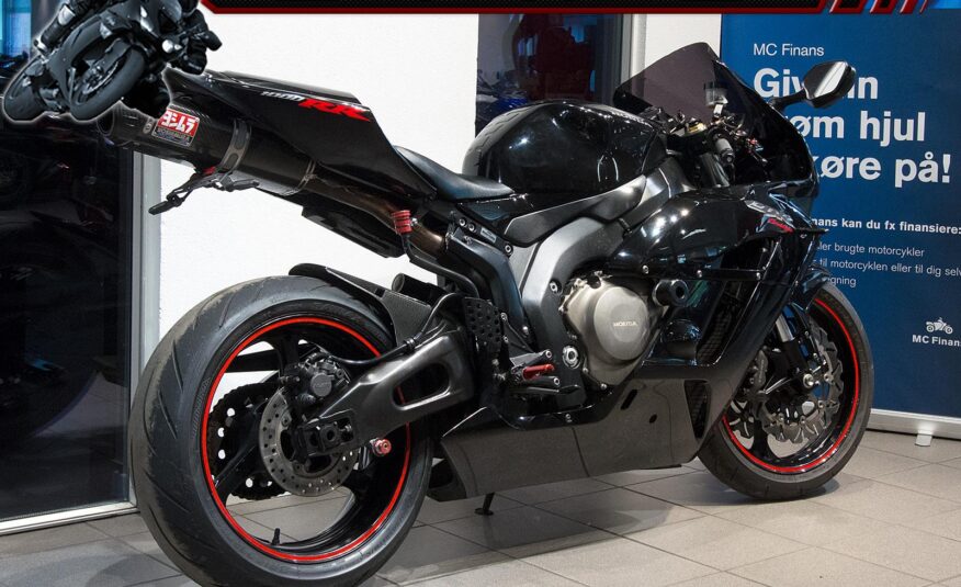 Honda CBR 1000 RR Fireblade