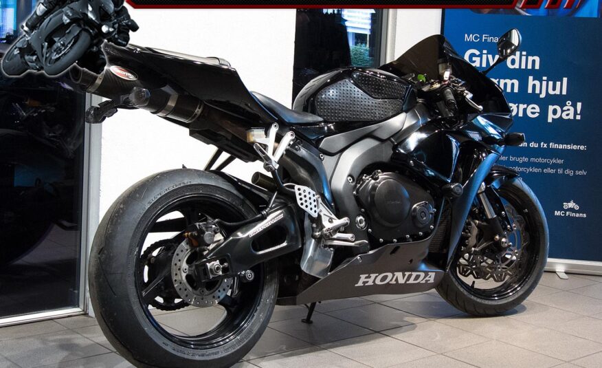 Honda CBR 1000 RR Fireblade