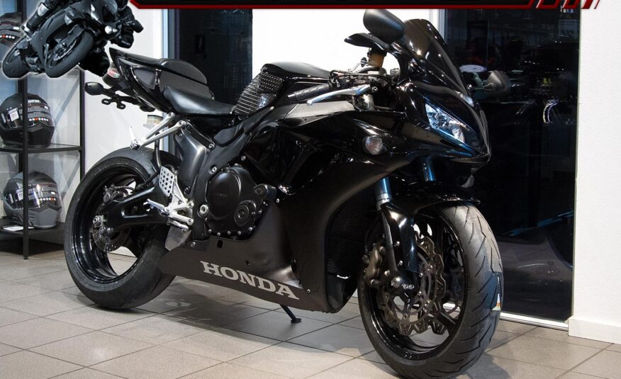 Honda CBR 1000 RR Fireblade
