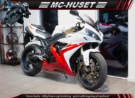 Yamaha YZF R1