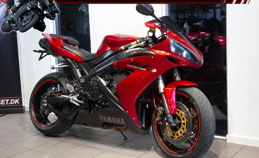 Yamaha YZF R1