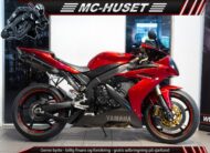 Yamaha YZF R1
