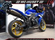 Yamaha YZF R1