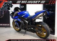 Yamaha YZF R1