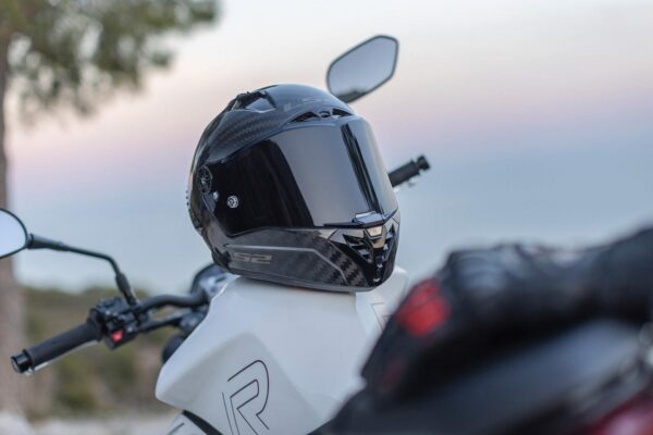LS2 Thunder Carbon - Image 11