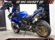 Yamaha YZF R1