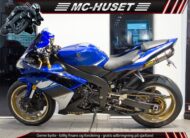 Yamaha YZF R1