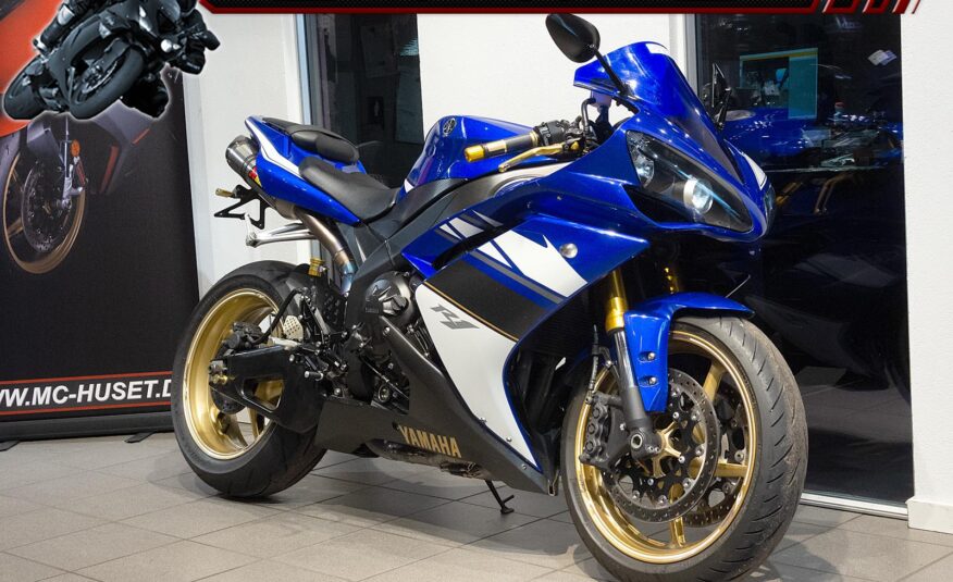 Yamaha YZF R1