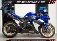 Yamaha YZF R1