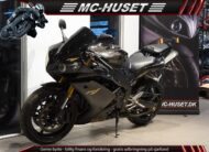 Yamaha YZF R1