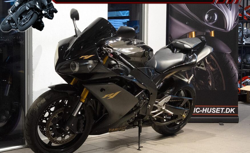 Yamaha YZF R1