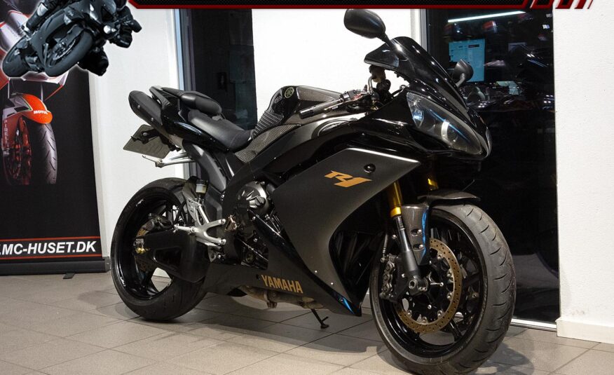 Yamaha YZF R1