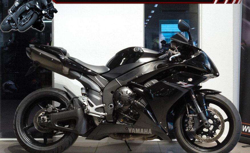 Yamaha YZF R1