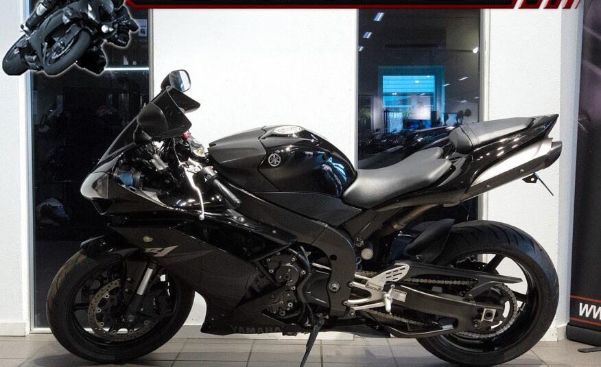 Yamaha YZF R1