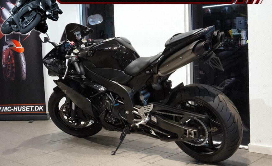 Yamaha YZF R1