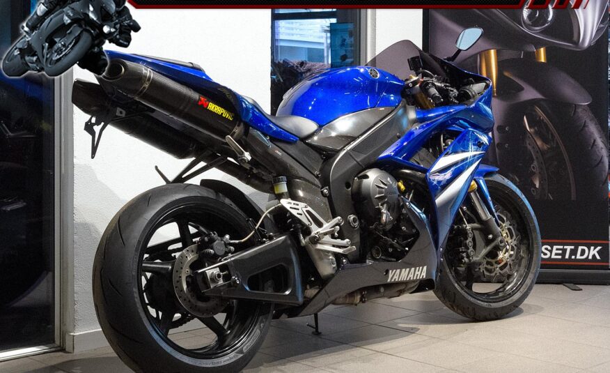 Yamaha YZF R1