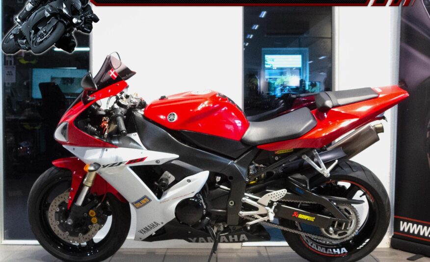Yamaha YZF R1