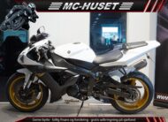 Yamaha YZF R1