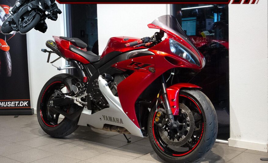 Yamaha YZF R1