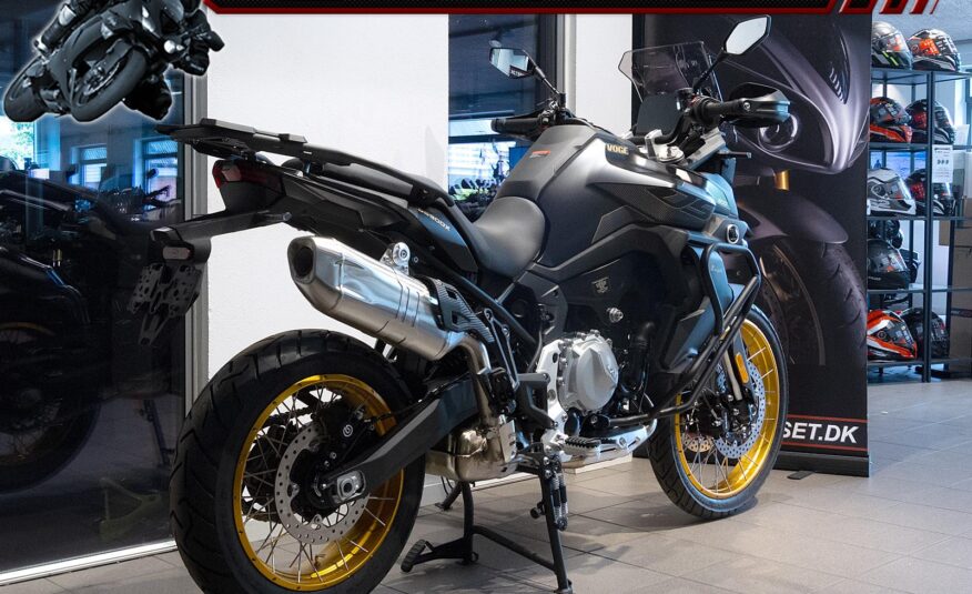 Voge DS 900 X