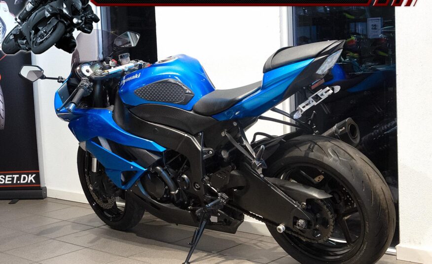 Kawasaki ZX6R