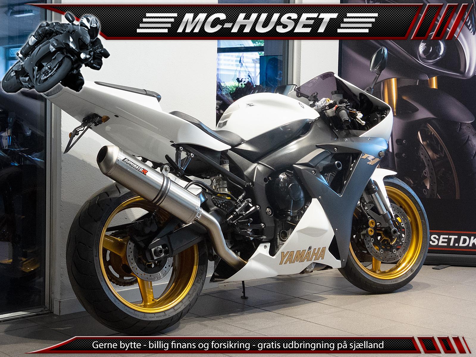 Yamaha YZF R1