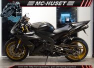 Yamaha YZF R1