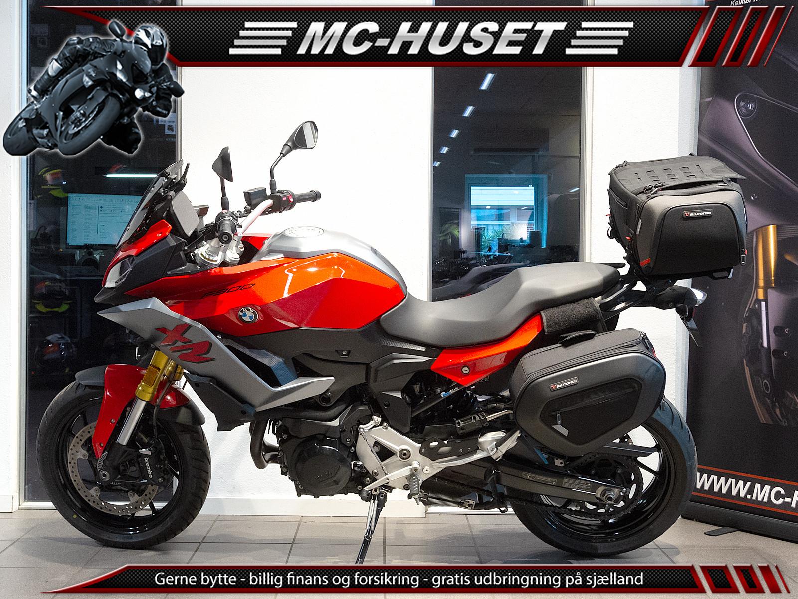 BMW F 900 XR