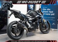 Suzuki GSR 750