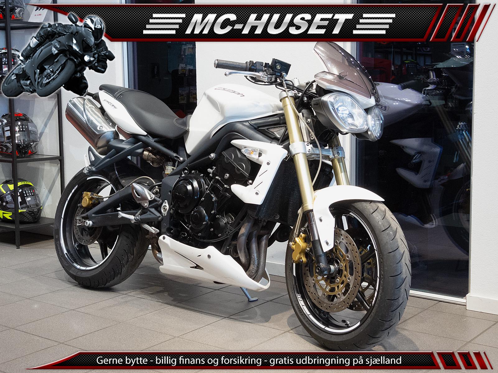 Triumph Street Triple
