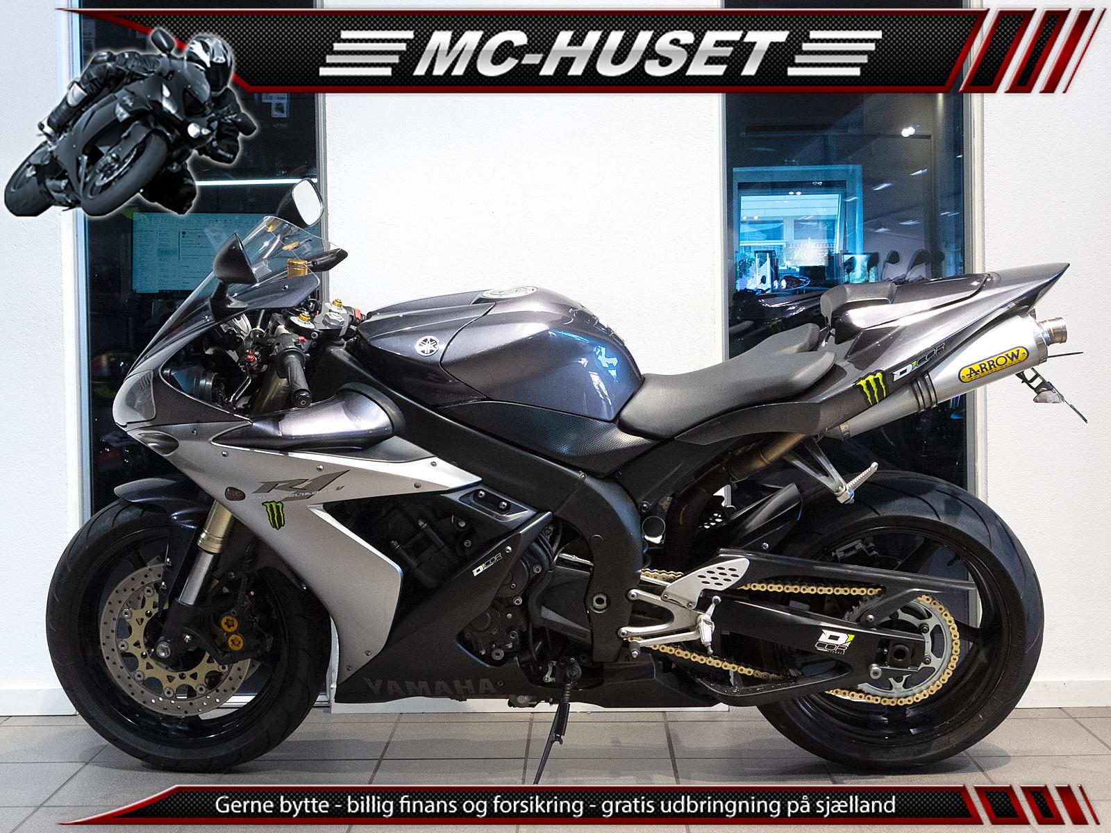 Yamaha YZF R1
