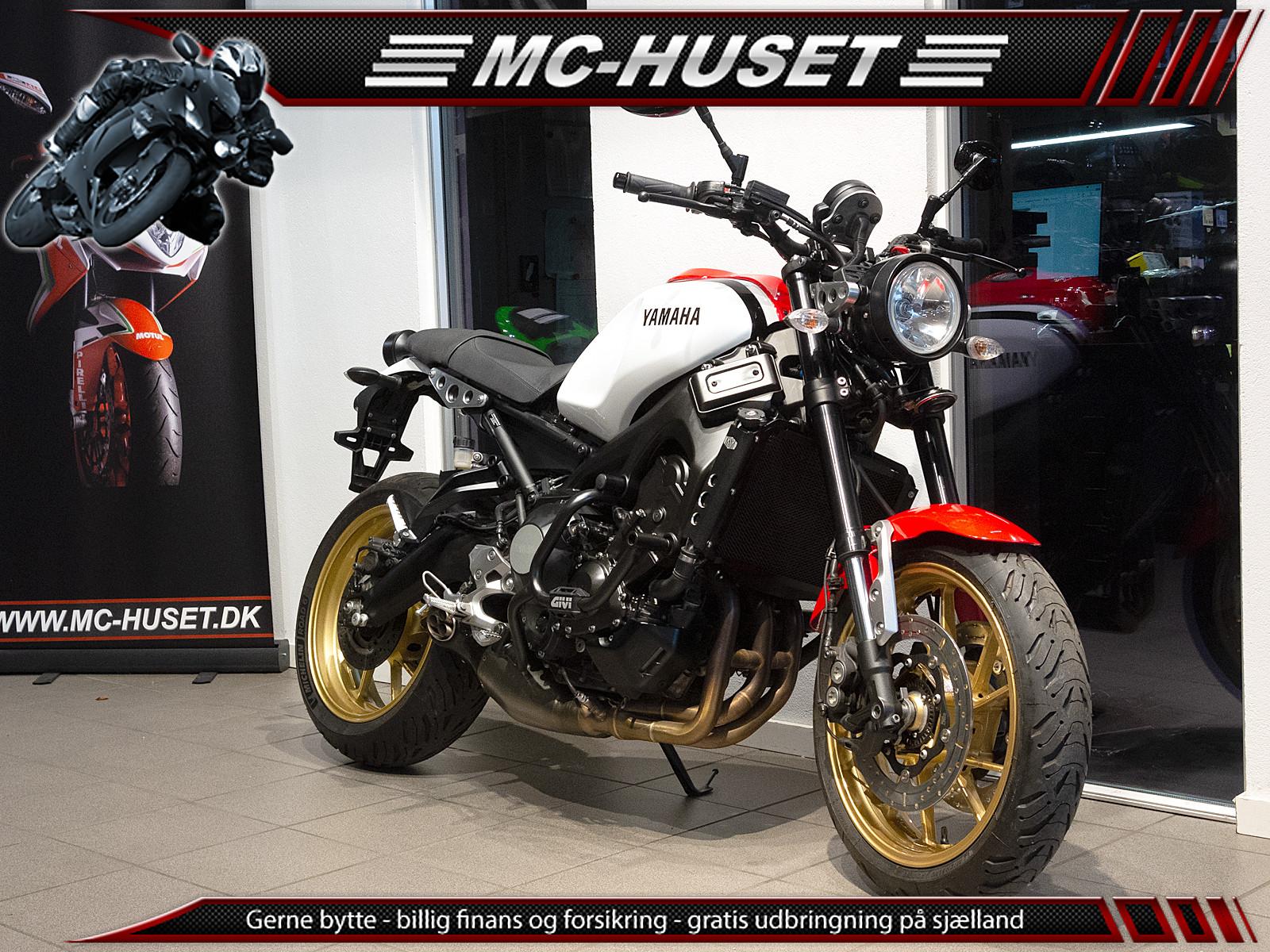 Yamaha XSR 900