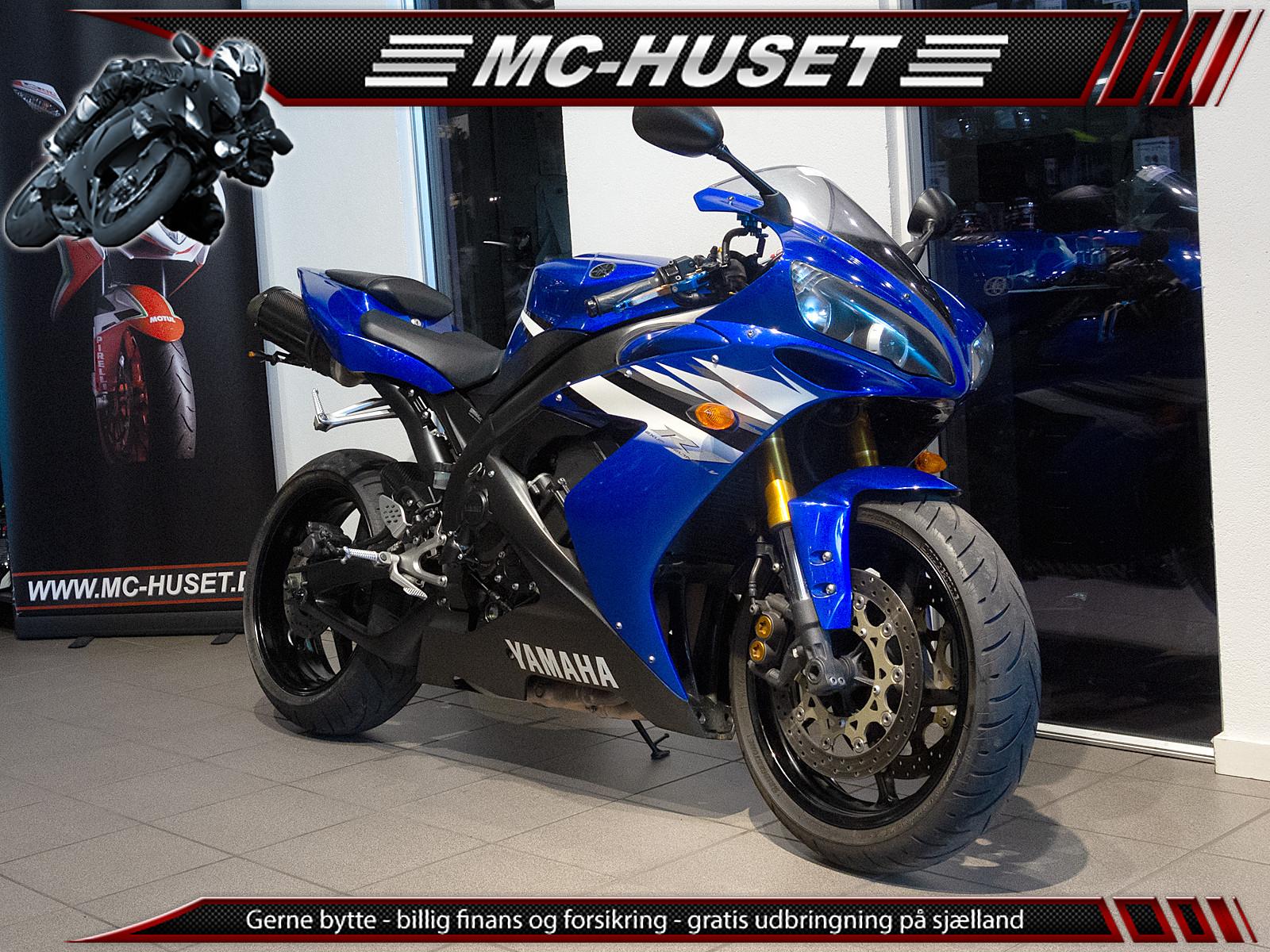 Yamaha YZF R1