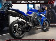 Yamaha YZF R1
