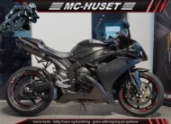 Yamaha YZF R1