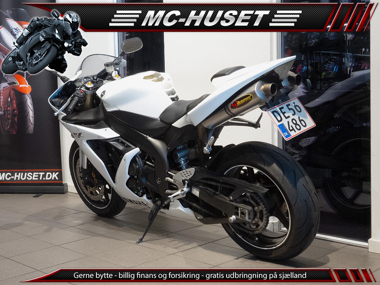 Yamaha YZF R1