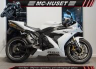 Yamaha YZF R1