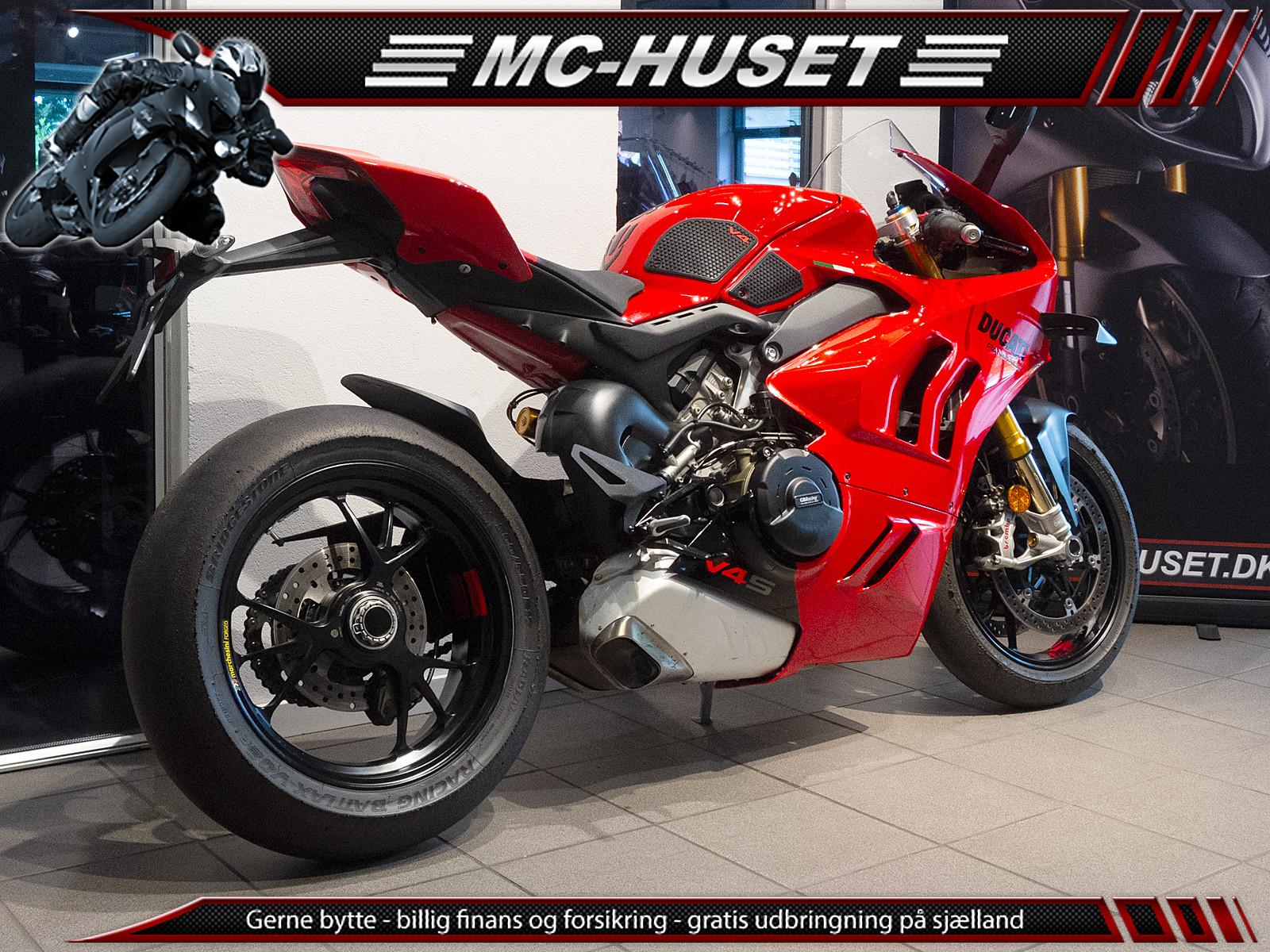 Ducati Panigale V4 S