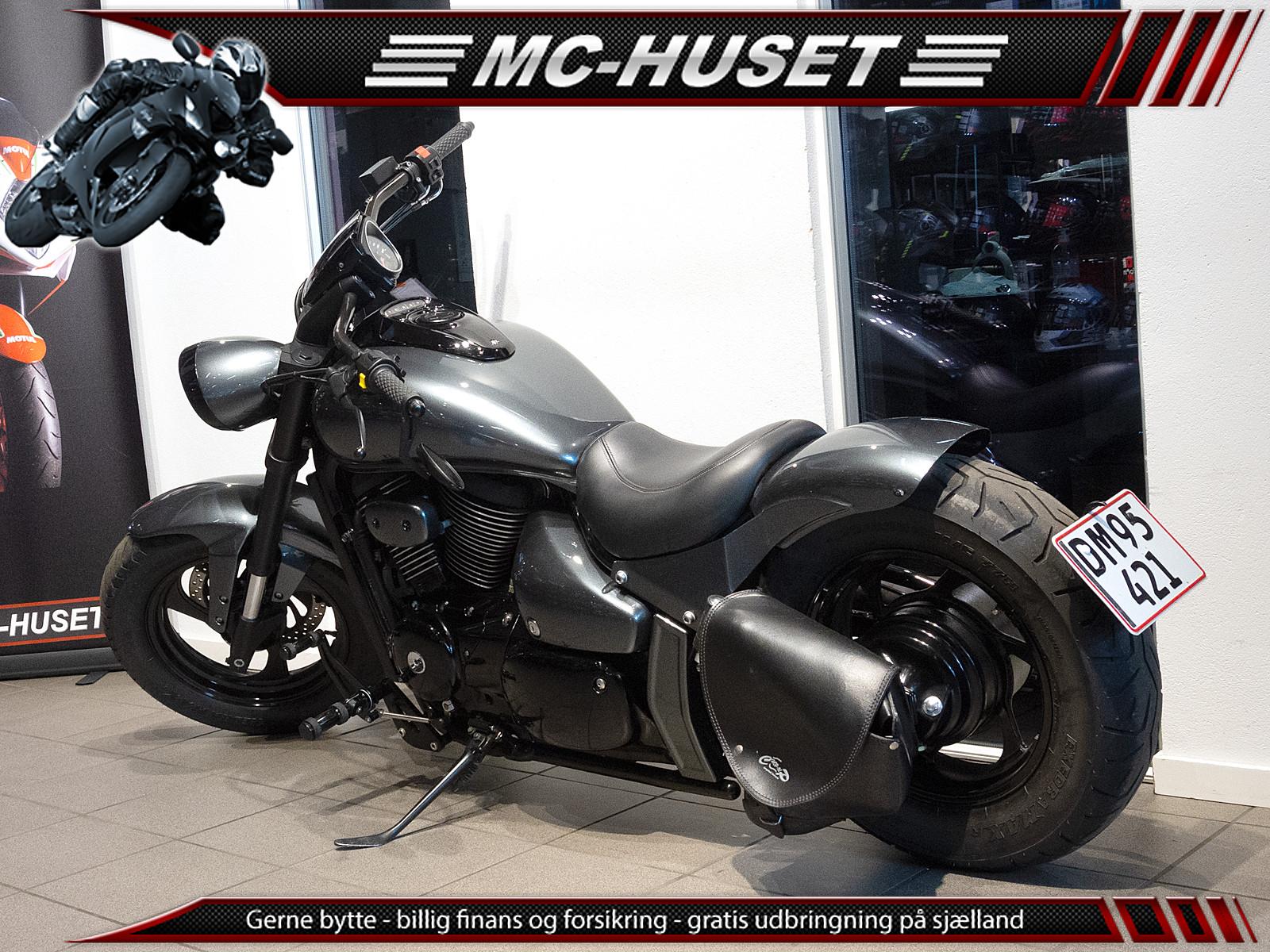 Suzuki VZ 800 Intruder