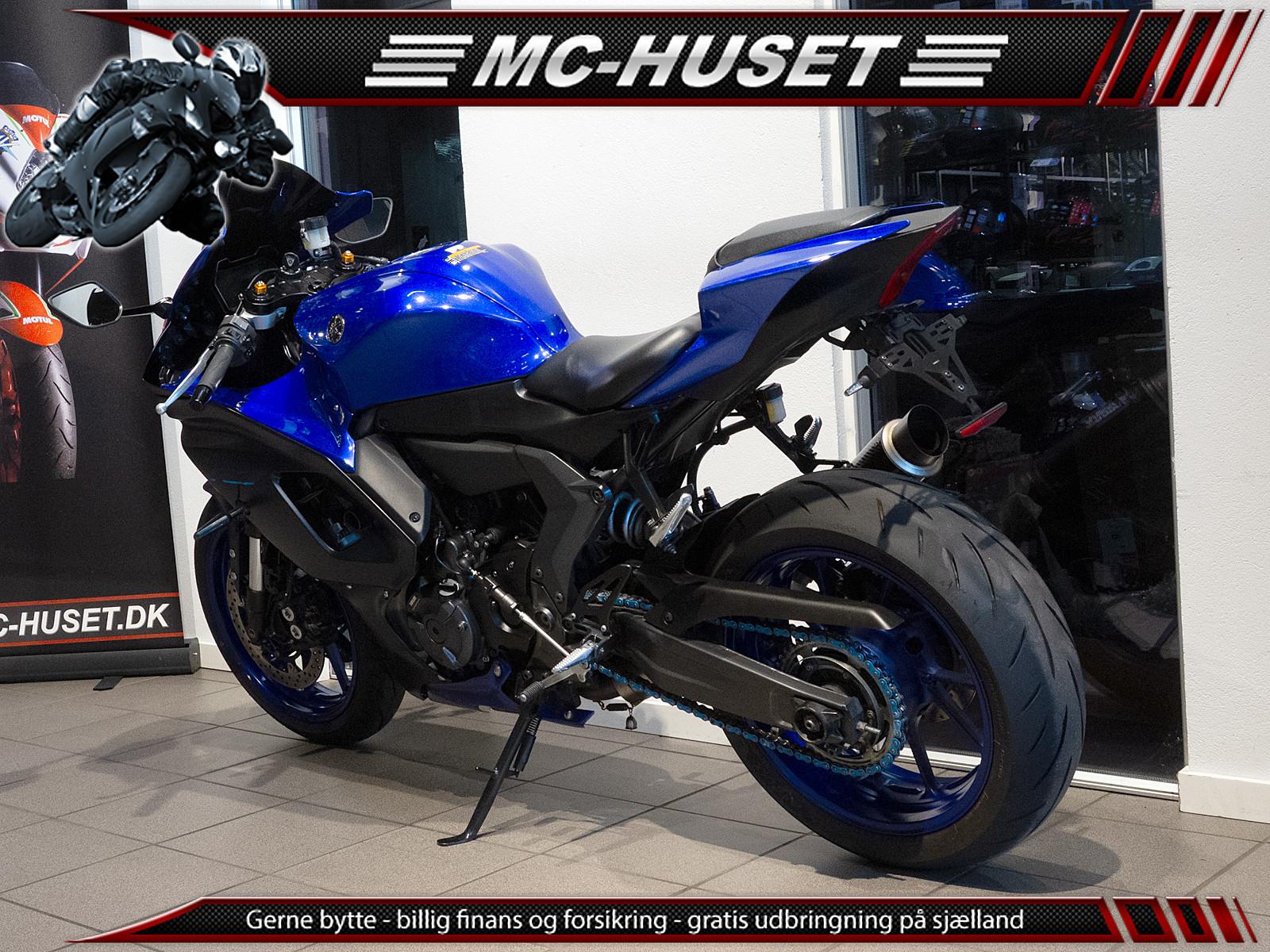 Yamaha YZF R7