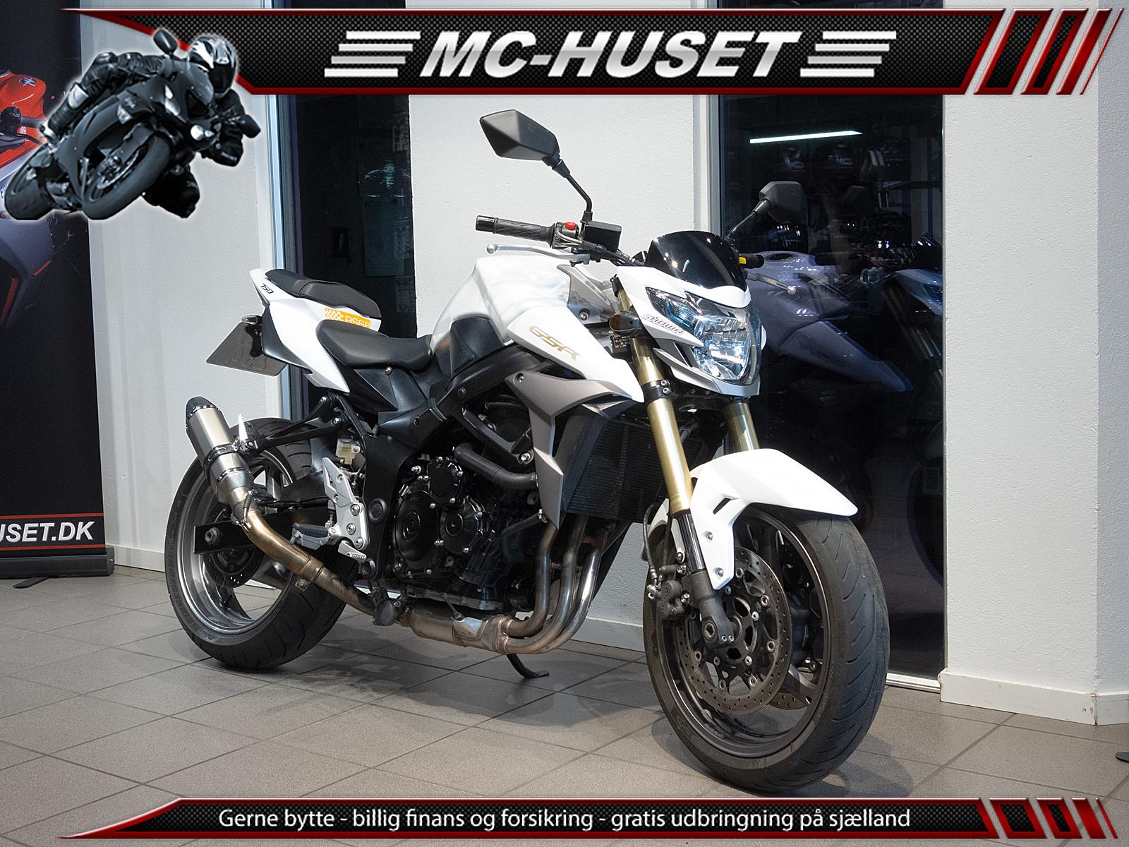 Suzuki GSR 750