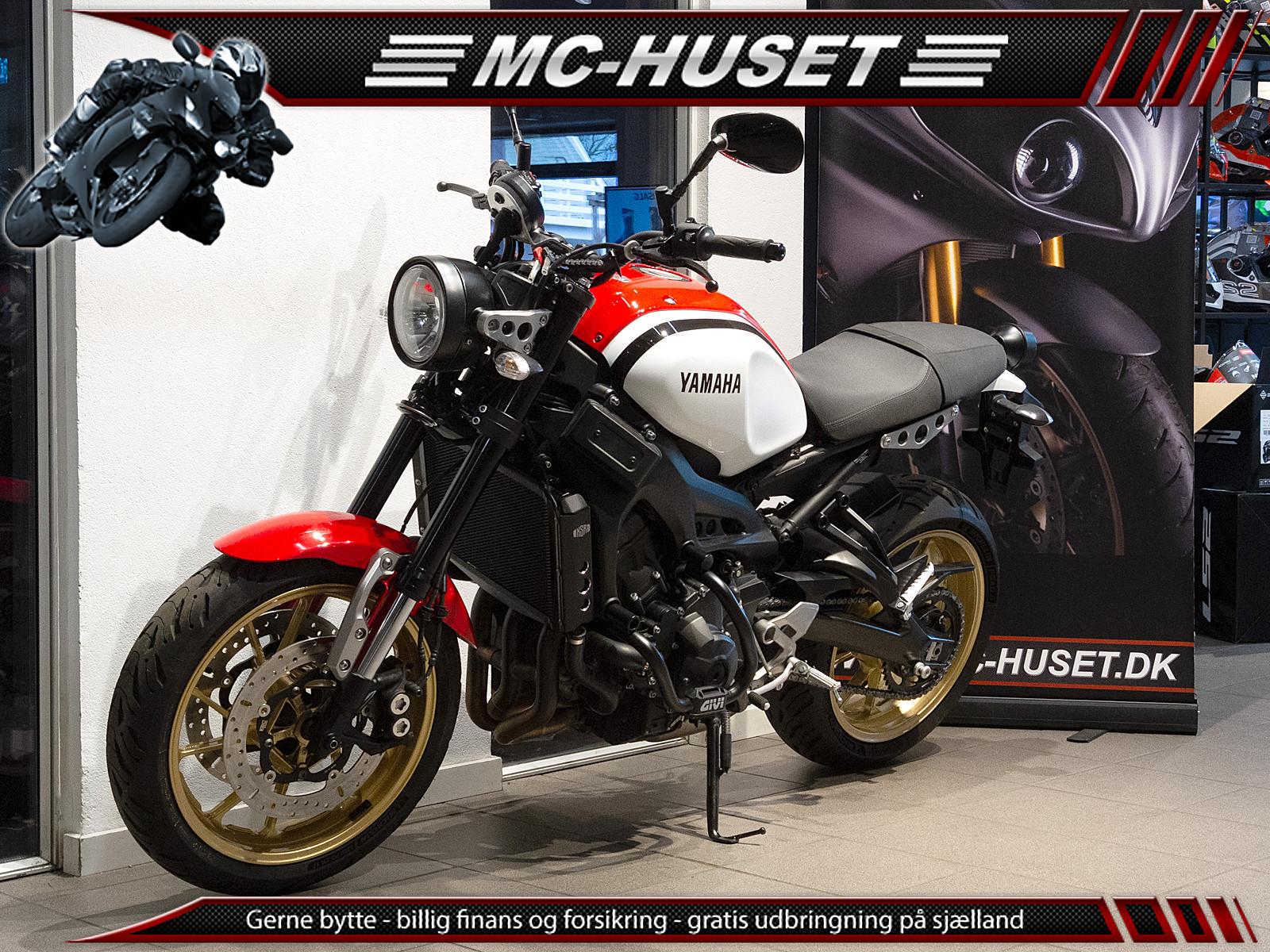 Yamaha XSR 900