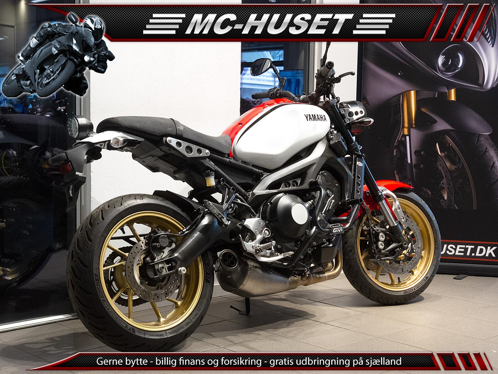 Yamaha XSR 900