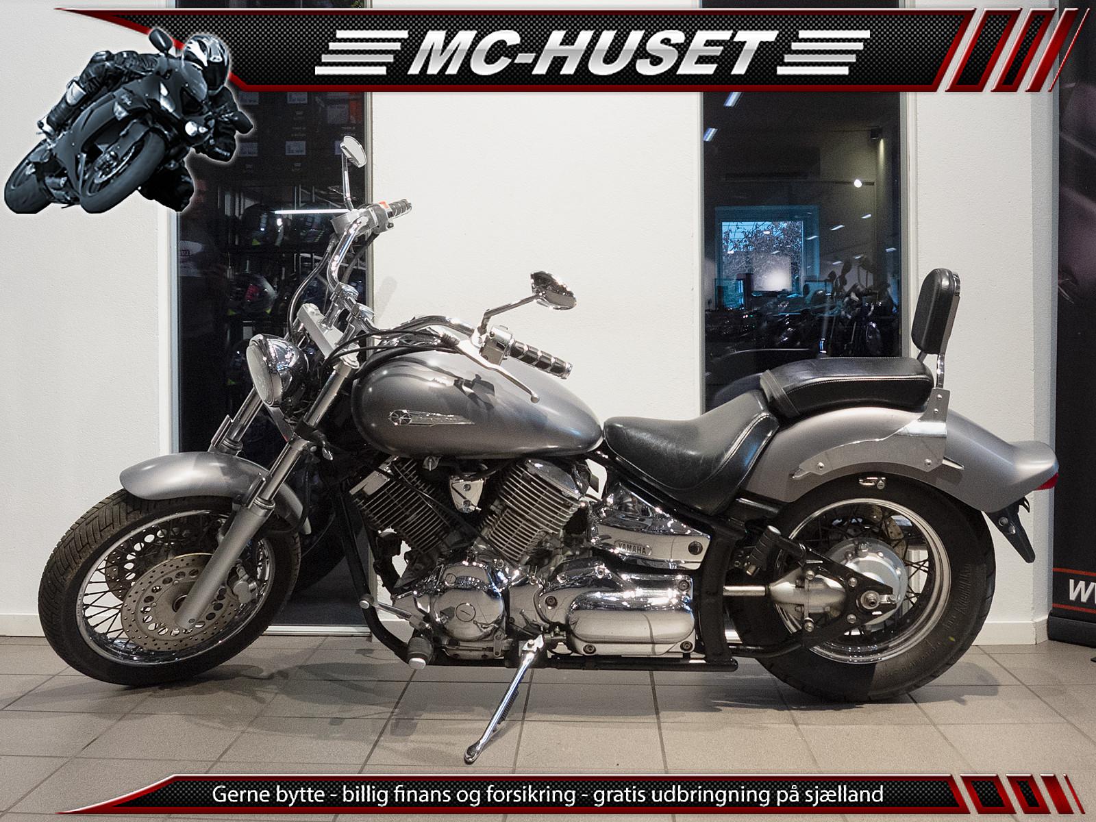 Yamaha XVS 1100 Drag Star