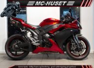 Yamaha YZF R1